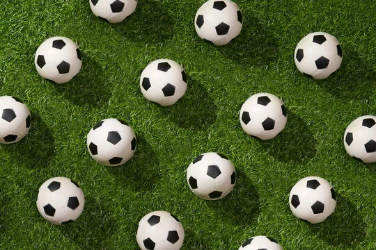 用户在手机上使用 华体会体育 应用